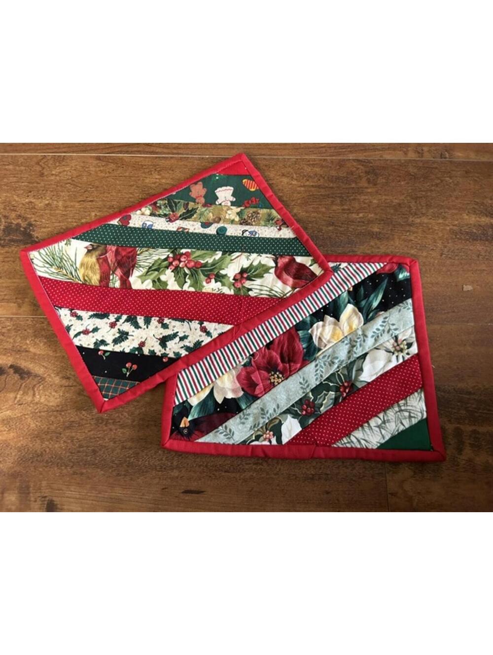 Handmade Quilted Christmas Potholders Set of 2